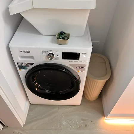 Brancoveanu Gardens Lux 2bd アパート ブカレスト