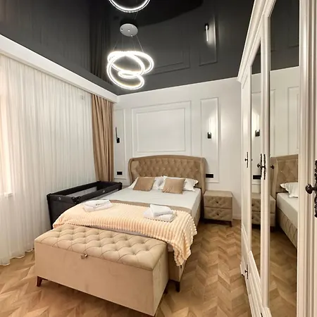 Brancoveanu Gardens Lux 2bd アパート